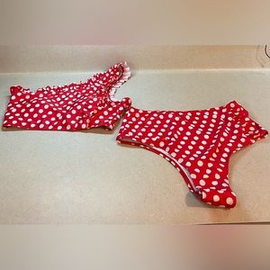 One shoulder ruffle bathing suit